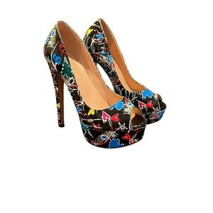 Black colorful graffiti doodles art high heels like new 7